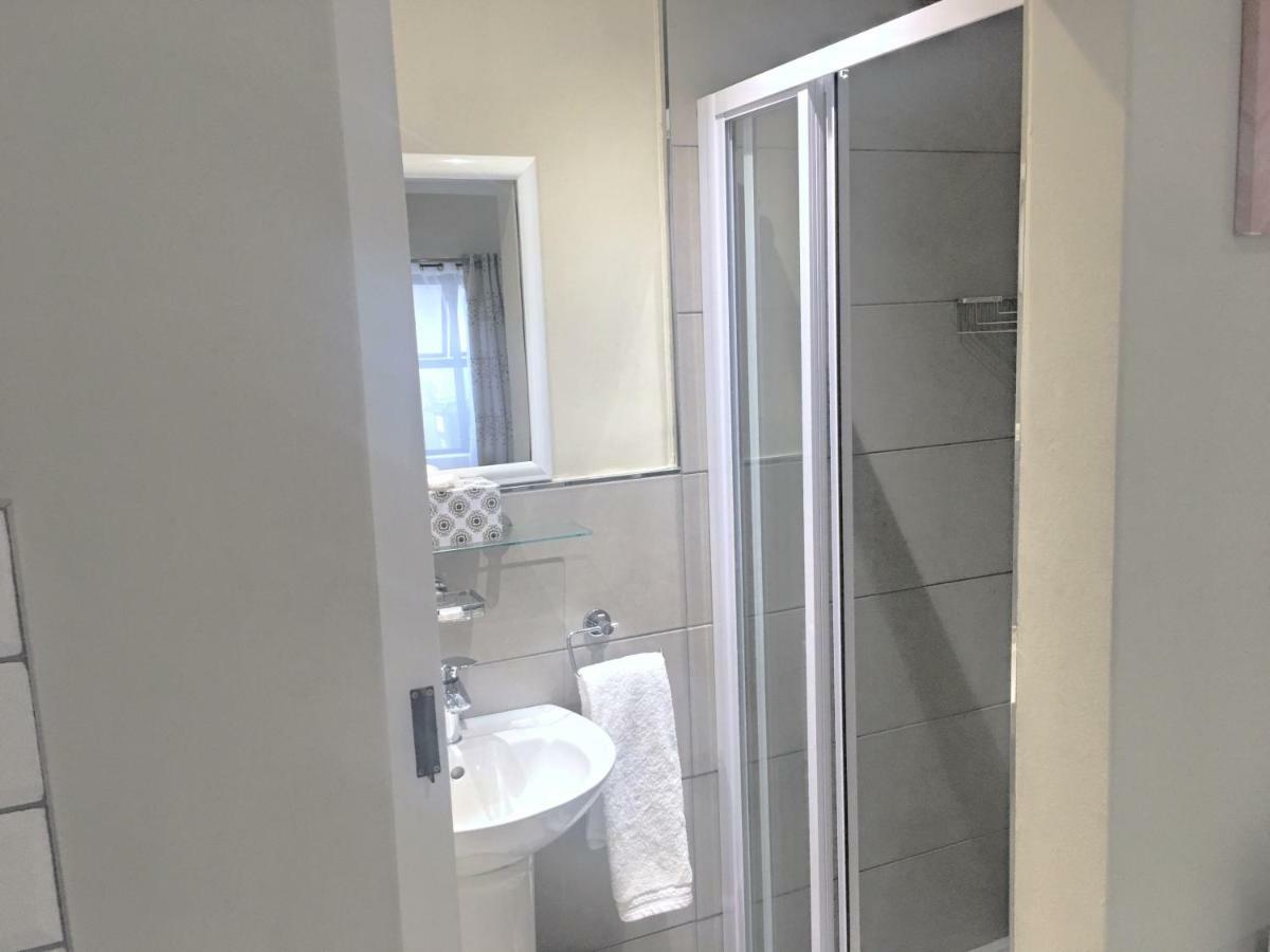 Selton Guesthouse Kaapstad Buitenkant foto