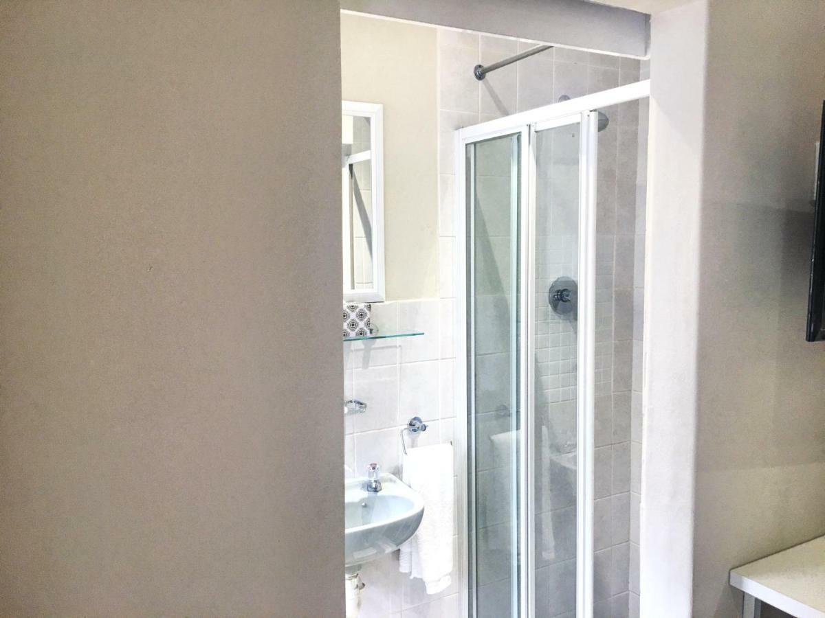 Selton Guesthouse Kaapstad Buitenkant foto